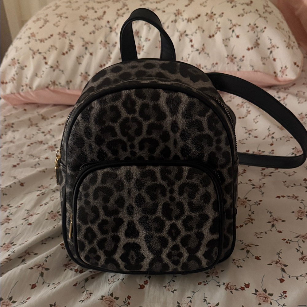 Stylish Leopard Print Backpack